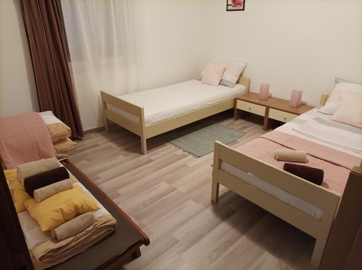 Apartman Periska ヴィル エクステリア 写真